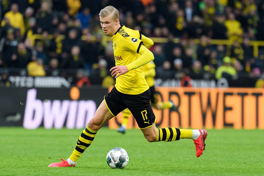 亚冠生死博弈！布里兰主场怒怼江原FC，8球神锋剑指出线