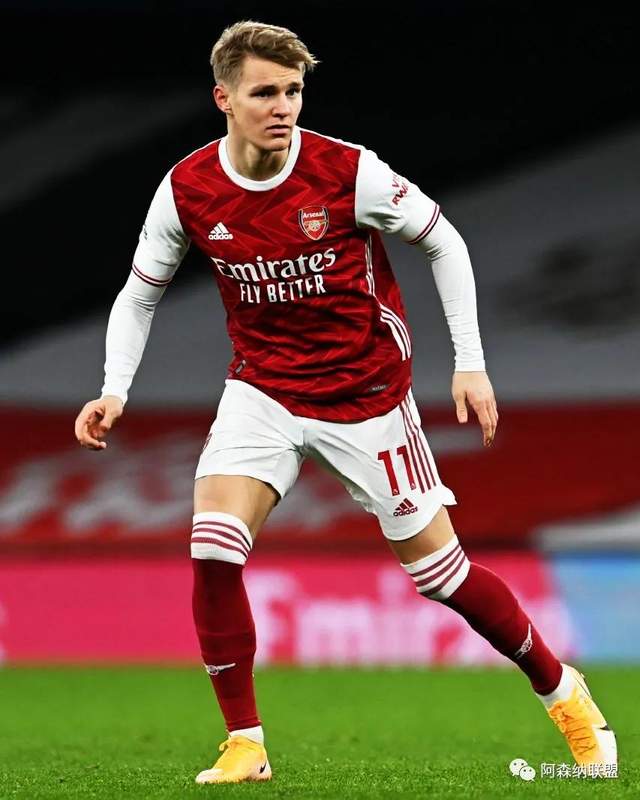 施洛特贝克：当灯光亮起、多特的主场沸腾时，我们很难被击败