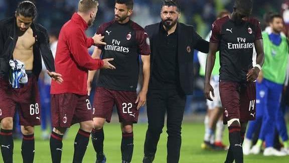 麦卡：为哥哥完成阿根廷首秀高兴；凯文：这是特别的一周