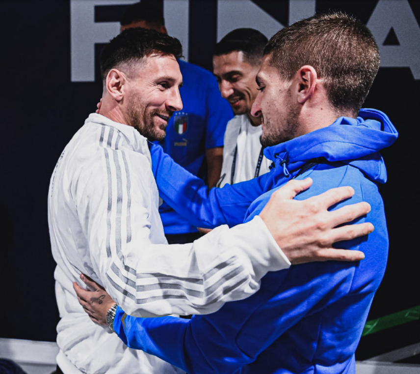 詹姆斯谈NBA杯出局：我不在乎这个，有没有杯赛我都热爱打球