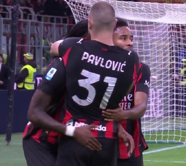 他终于被全世界看见了