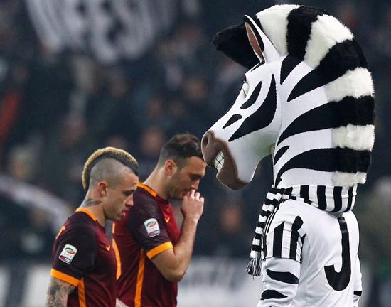 记者：申花本周二结束假期，重新集结备战今年的亚冠收官战