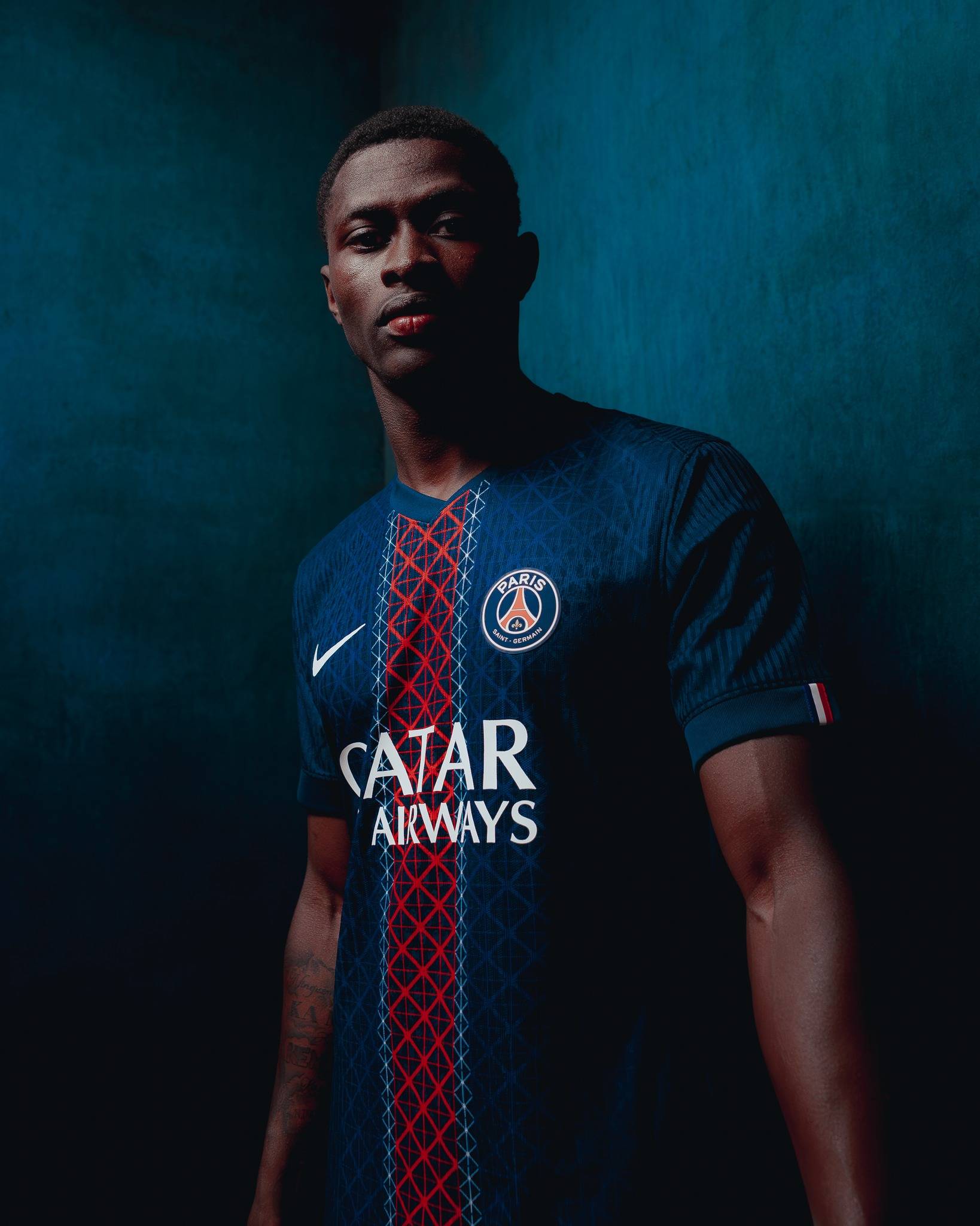 斯通斯：在出线之后也不要松懈，要保持那种胜利的心态