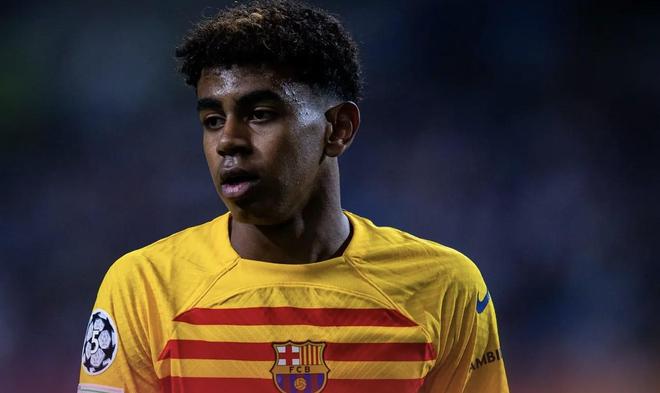 罗马诺：曼联19岁中场穆尔豪斯将租借加盟莱顿东方