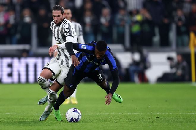 辽宁全场三分25中6，出现了高达23次失误