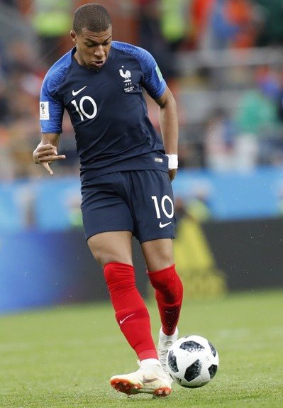 火箭哈登末节爆发连得15分