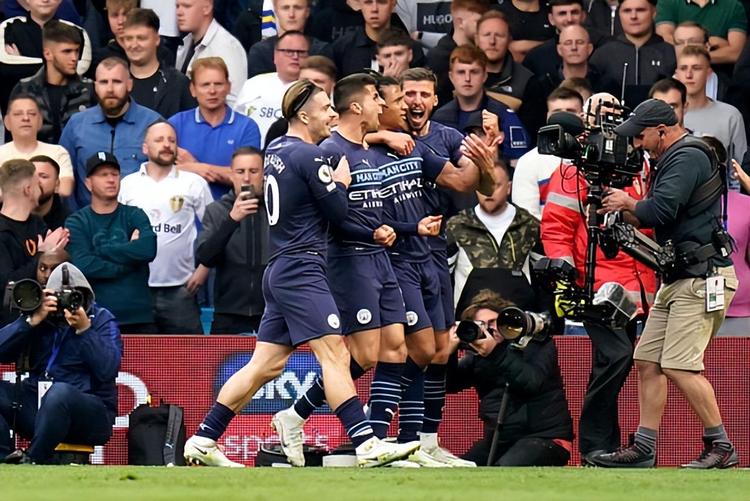 意天空：劳塔罗已回国米参加合练，预计和图拉姆首发出战德比