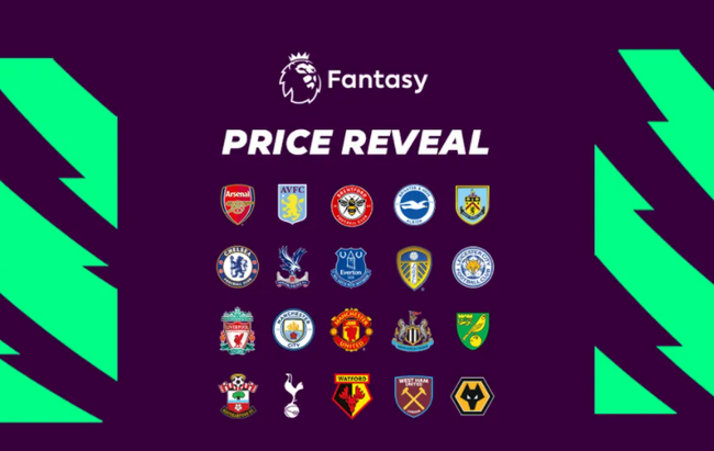 球员赛后把球鞋送给小球迷