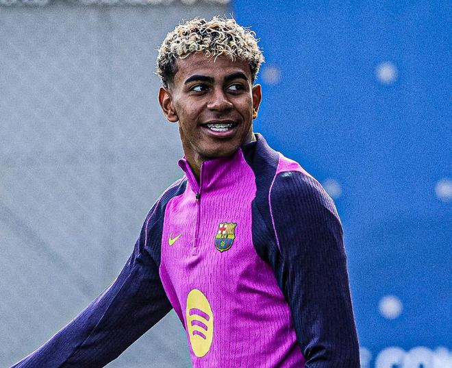 此前连续缺席4场！雄鹿官方：字母哥今日对阵尼克斯迎来复出