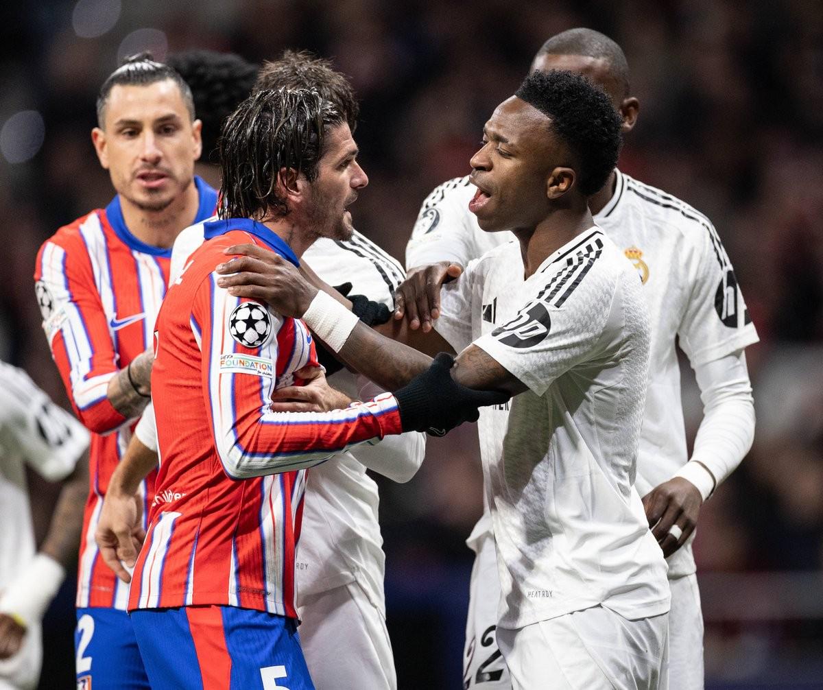 曼联备战西汉姆联：库尼亚复出，年轻球员获信任