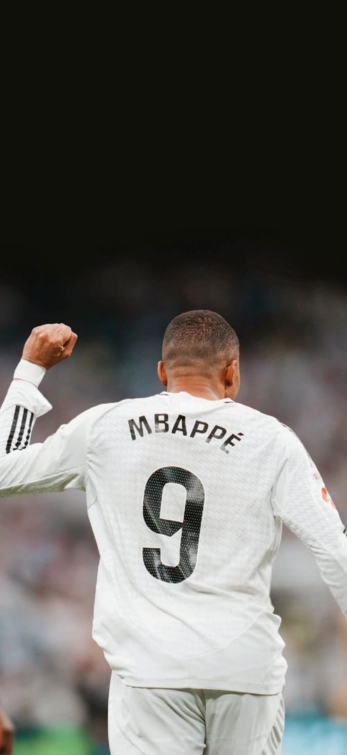 凯尔：我和施洛特贝克没矛盾；他的续约？在经济上我们尽全力