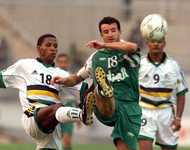 乒乓球混团世界杯｜混团赛制展现魅力：球员不放弃每一分，高比分大战层出不穷